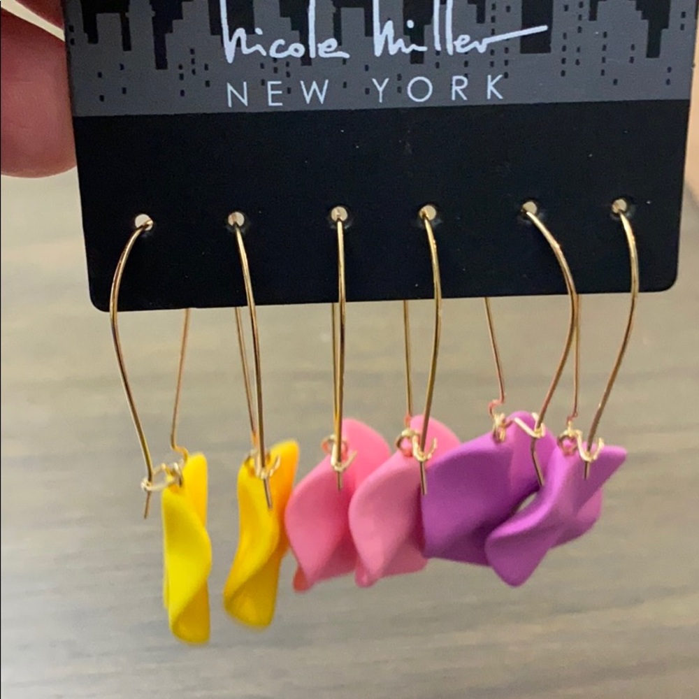 🎈New! Nicole Miller three pack of earrings. - Picture 6 of 7
